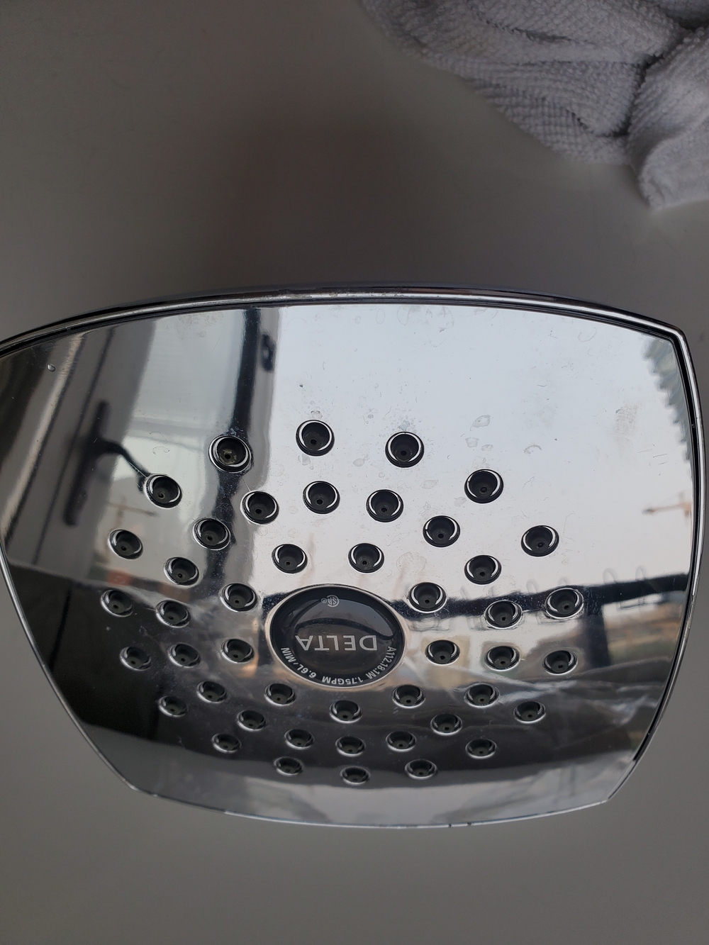 Delta Chrome Square Rain Shower Head - Chrome Finish